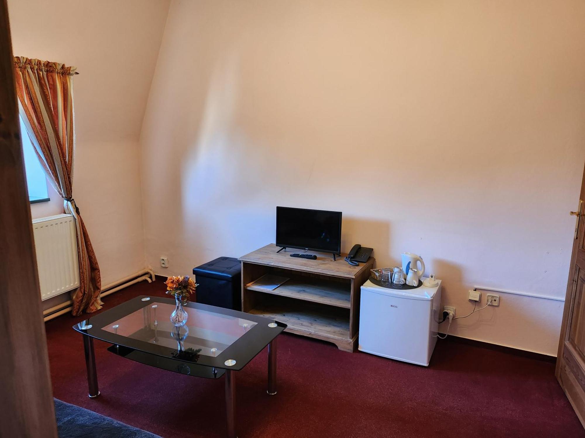 Hotel Opat Kutná Hora Екстериор снимка