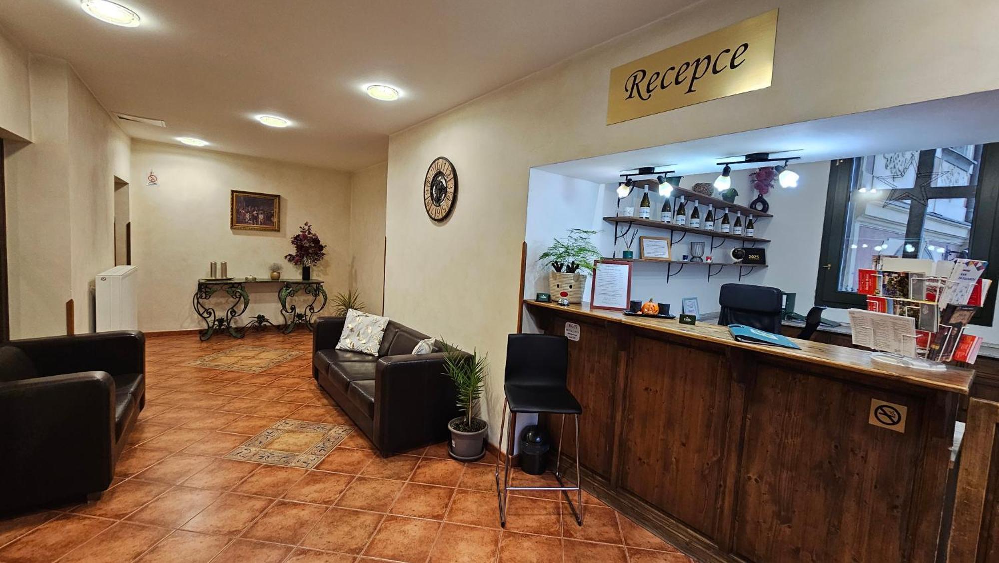 Hotel Opat Kutná Hora Екстериор снимка