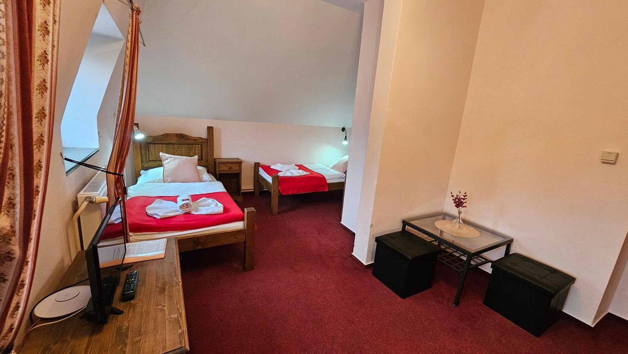 Hotel Opat Kutná Hora Екстериор снимка